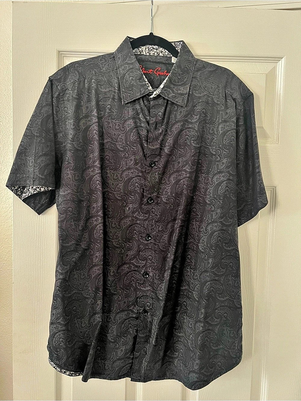Robert Graham Paisley Short Sleeve Shirt Size XL Like New
